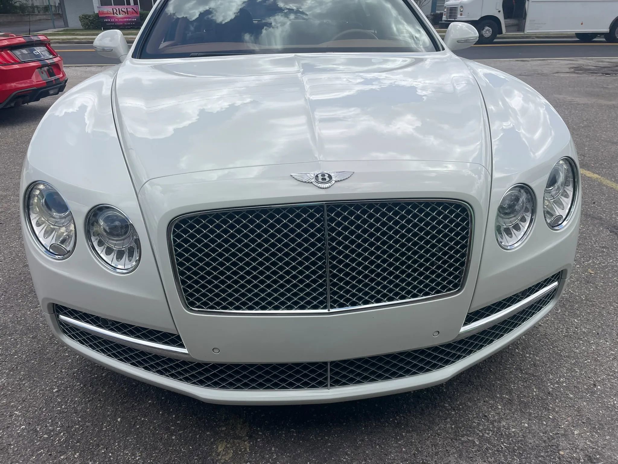Used 2014 Bentley Flying Spur W12 image 2