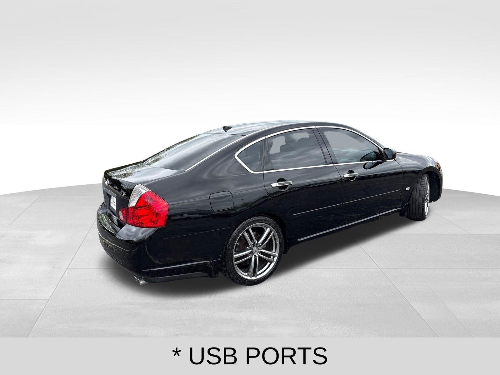 Used 2007 INFINITI M35 w/ Technology Pkg RWD image 5