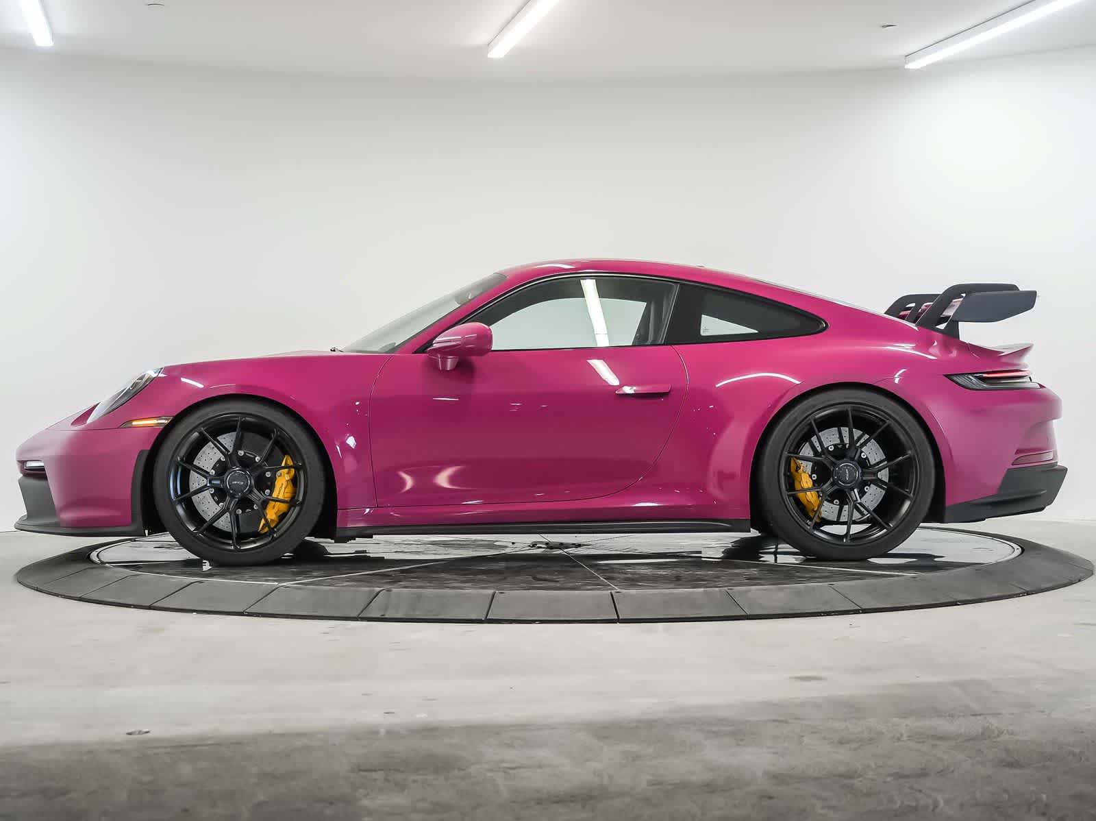 Certified 2022 Porsche 911 GT3 RWD image 3