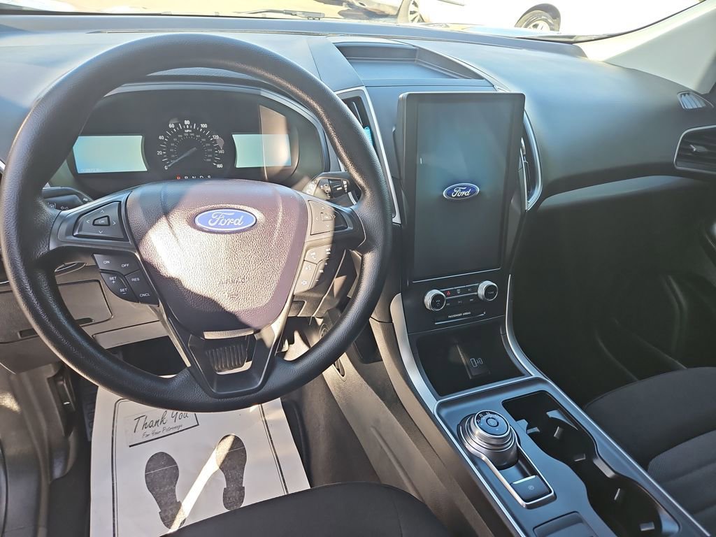 Used 2024 Ford Edge SE image 12