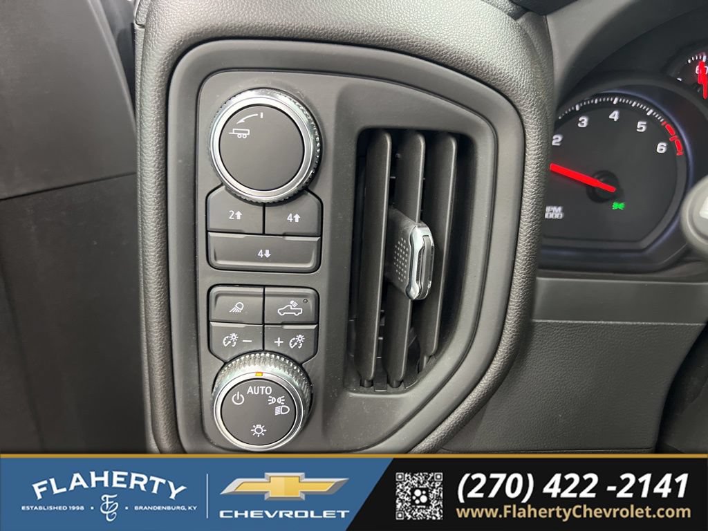 Used 2025 GMC Sierra 2500 Pro w/ 1SA Pro Safety Plus Package AWD/4WD image 23