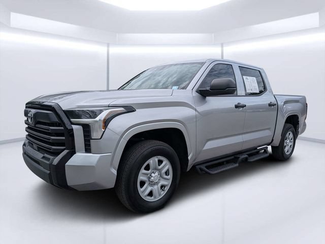Used 2024 Toyota Tundra SR AWD/4WD image 7