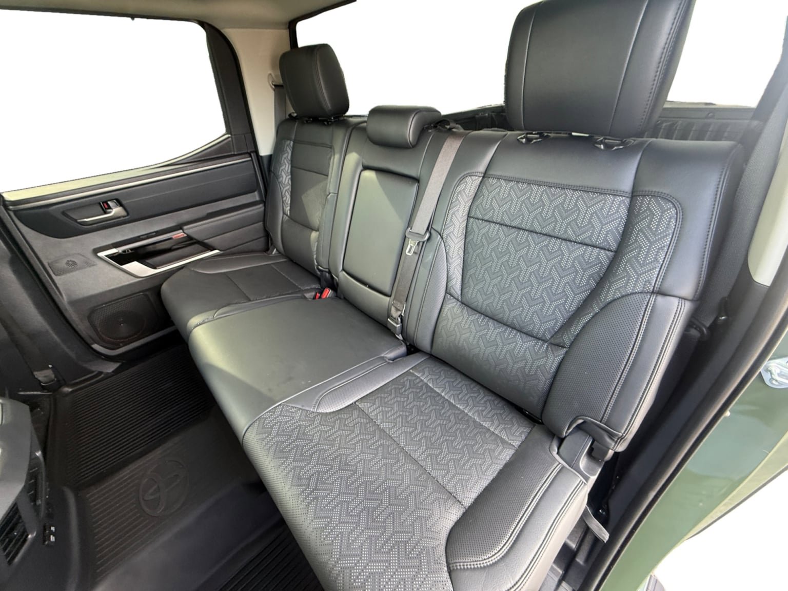 Used 2022 Toyota Tundra Limited w/ TRD Off-Road Package AWD/4WD image 16