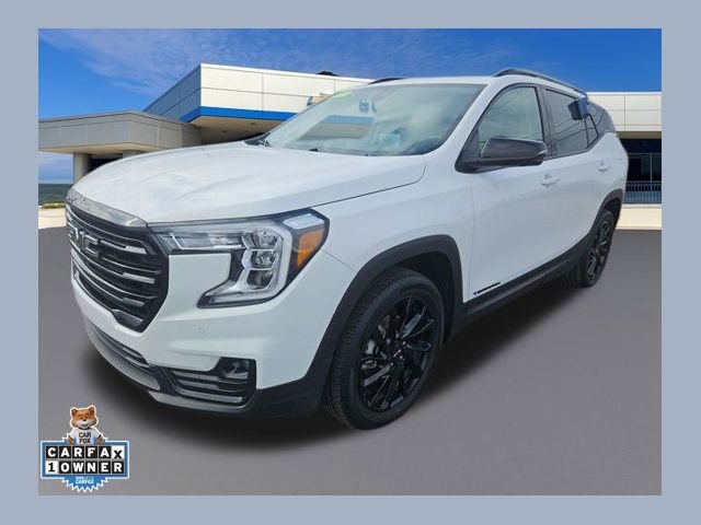 Used 2023 GMC Terrain SLT w/ Tech Package image 1