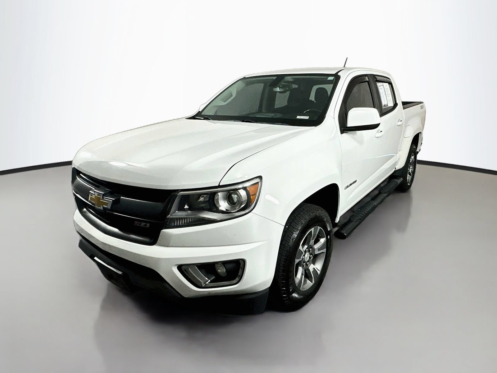 Used 2018 Chevrolet Colorado Z71 AWD/4WD image 3