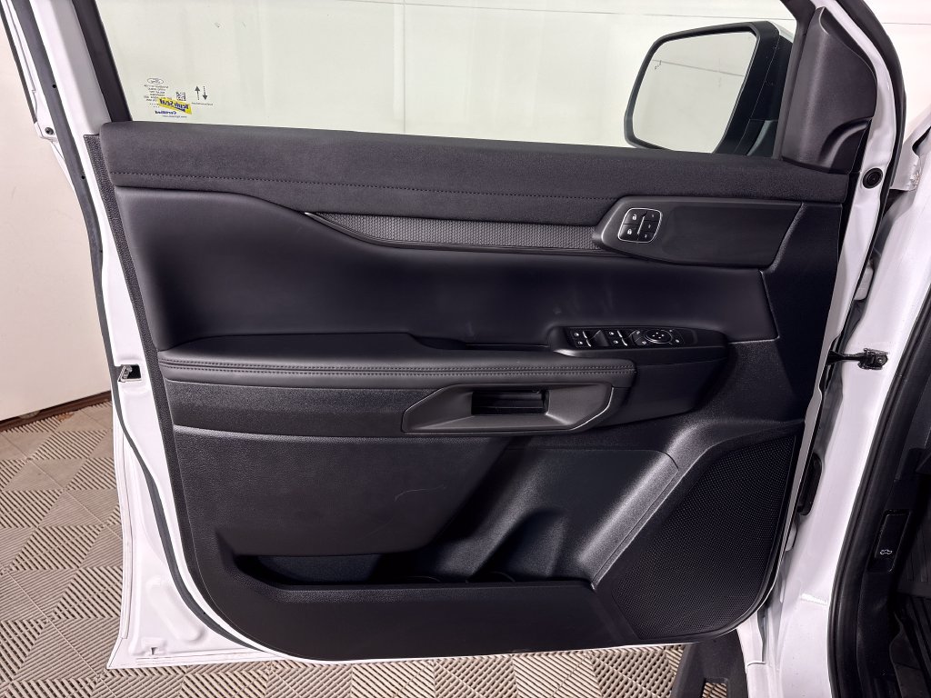 Certified 2024 Ford Ranger Raptor AWD/4WD image 17