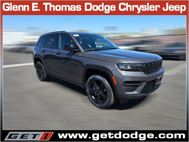 New 2025 Jeep Grand Cherokee Altitude
