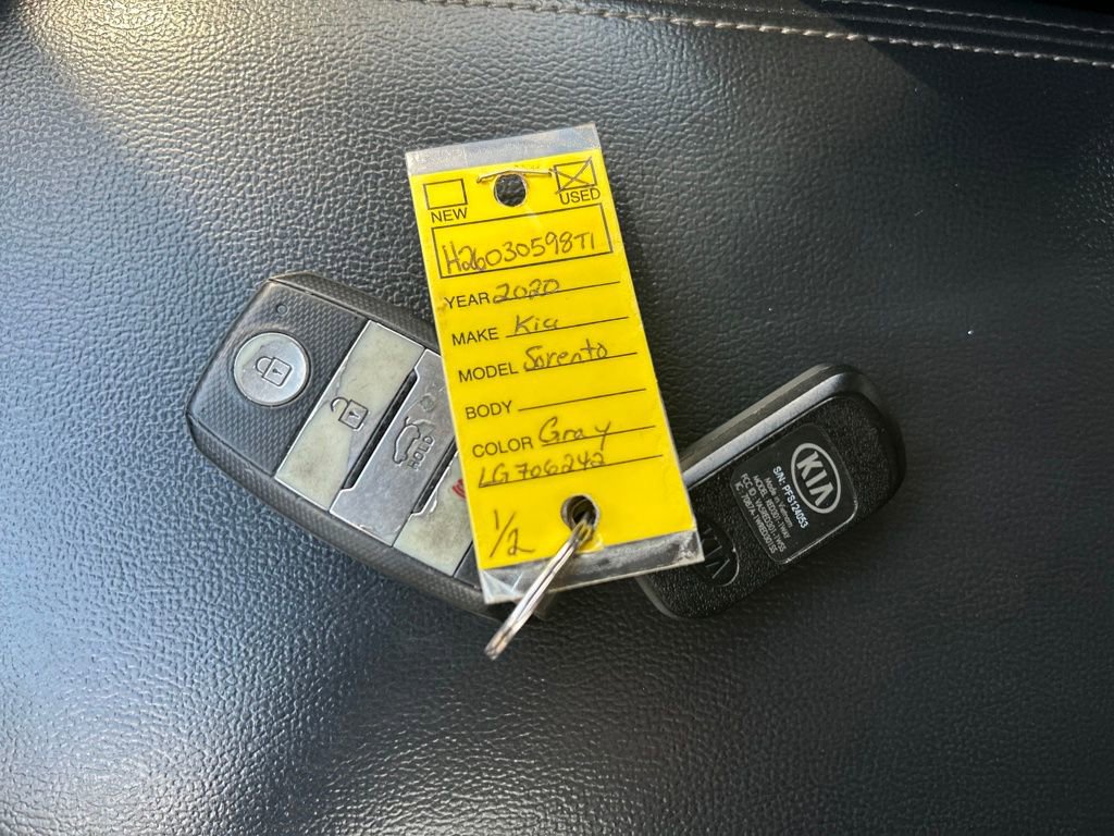 Used 2020 Kia Sorento EX image 34