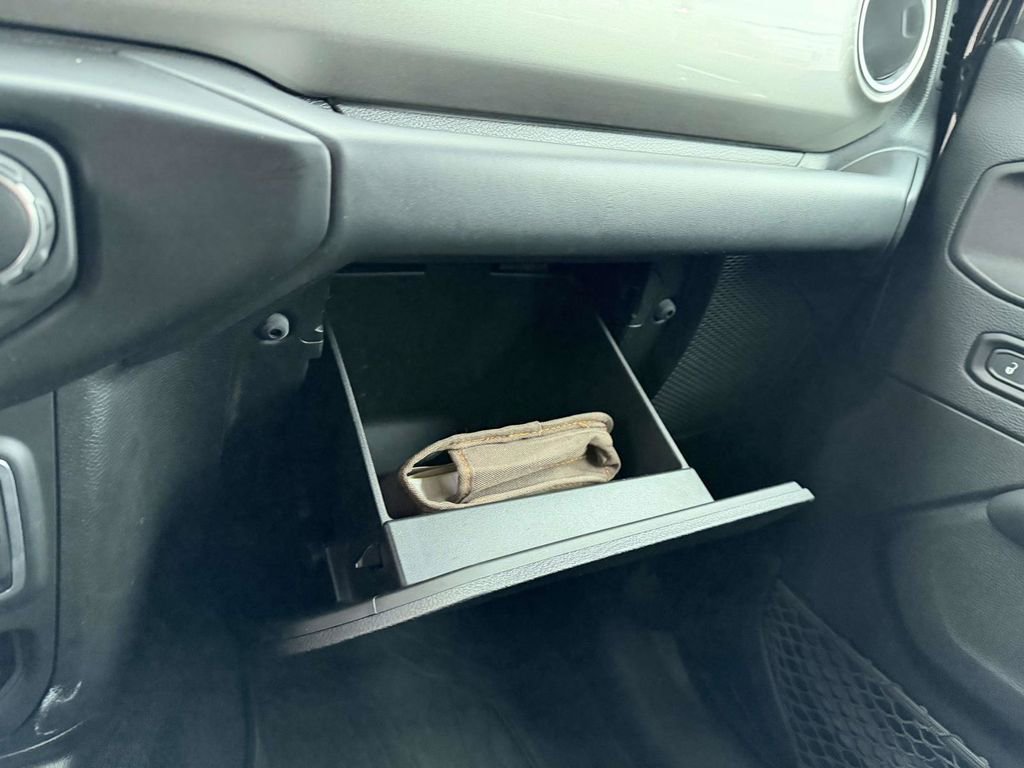 Used 2018 Jeep Wrangler Unlimited Sahara w/ Dual Top Group image 38