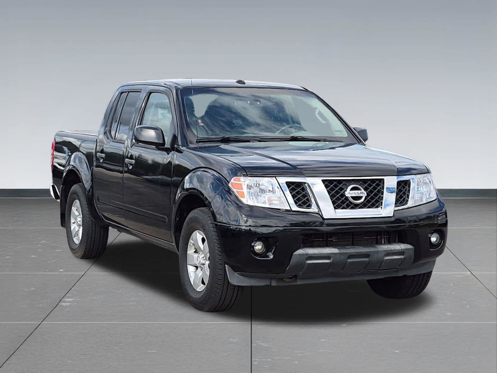 Used 2013 Nissan Frontier SV w/ SV Value Truck Pkg AWD/4WD image 8