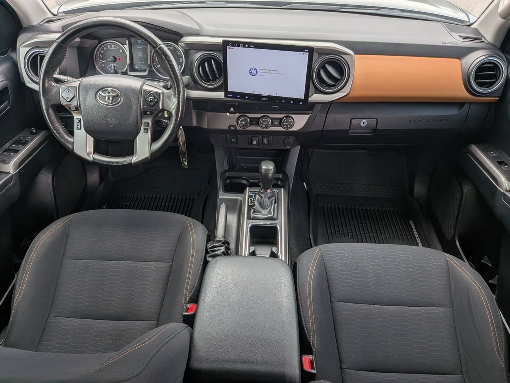 Used 2019 Toyota Tacoma SR5 RWD image 28