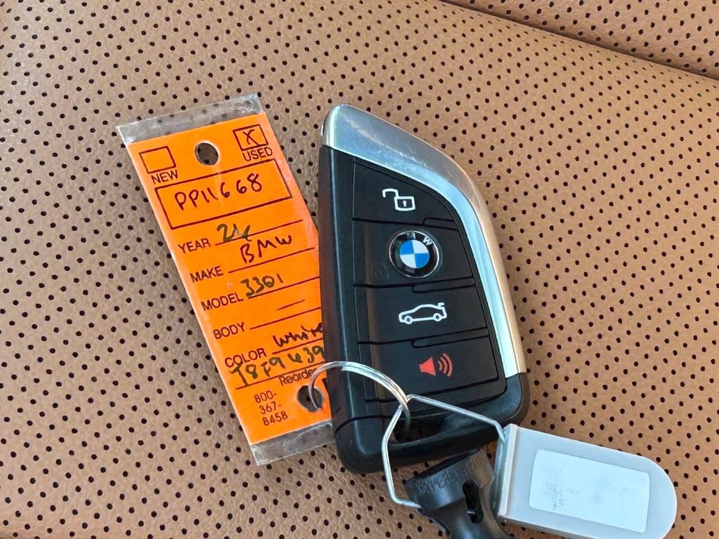 Used 2026 BMW 330i xDrive Sedan AWD/4WD image 56