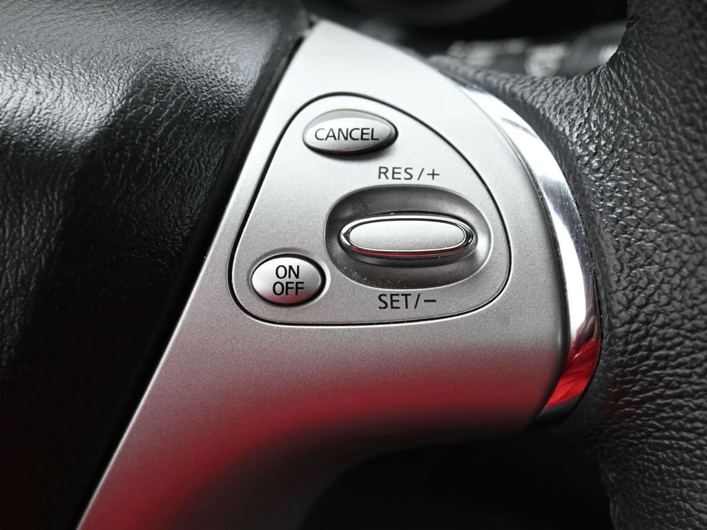 Used 2016 Nissan Murano SV image 19