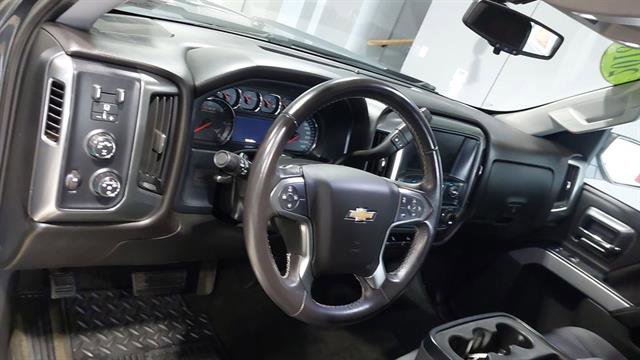 Used 2018 Chevrolet Silverado 1500 LT w/ All Star Edition AWD/4WD image 18
