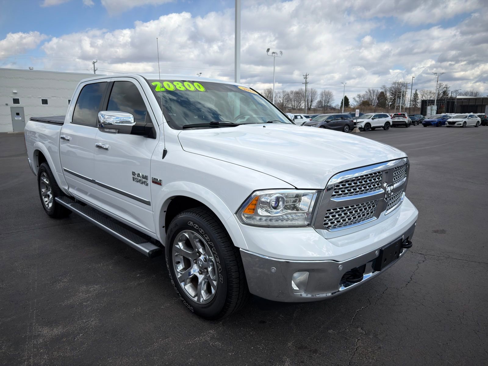 Used 2014 RAM 1500 Laramie w/ Convenience Group image 10