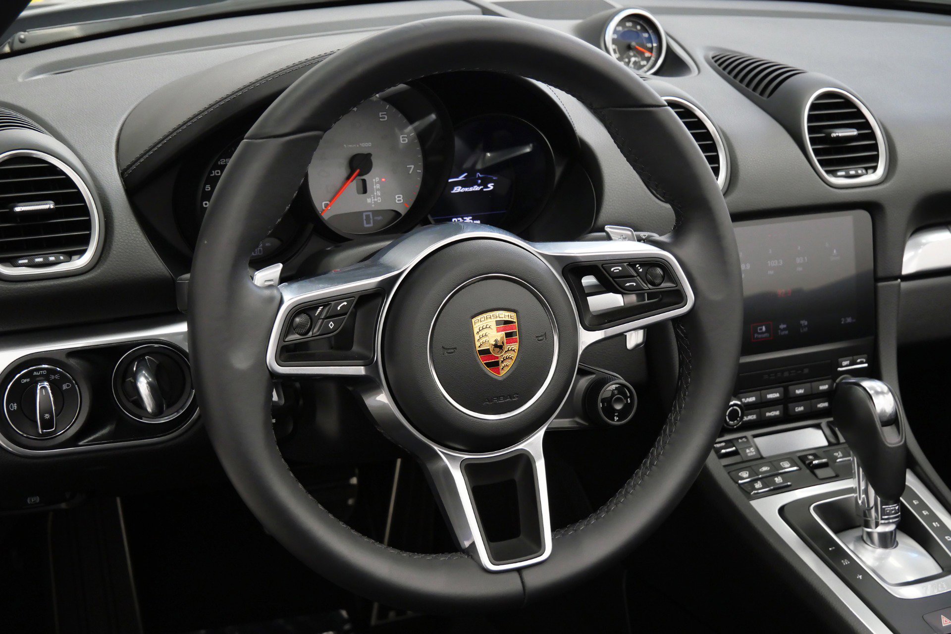 Used 2024 Porsche 718 Boxster S RWD image 15