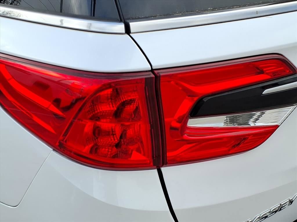Used 2024 Honda Odyssey EX-L image 12