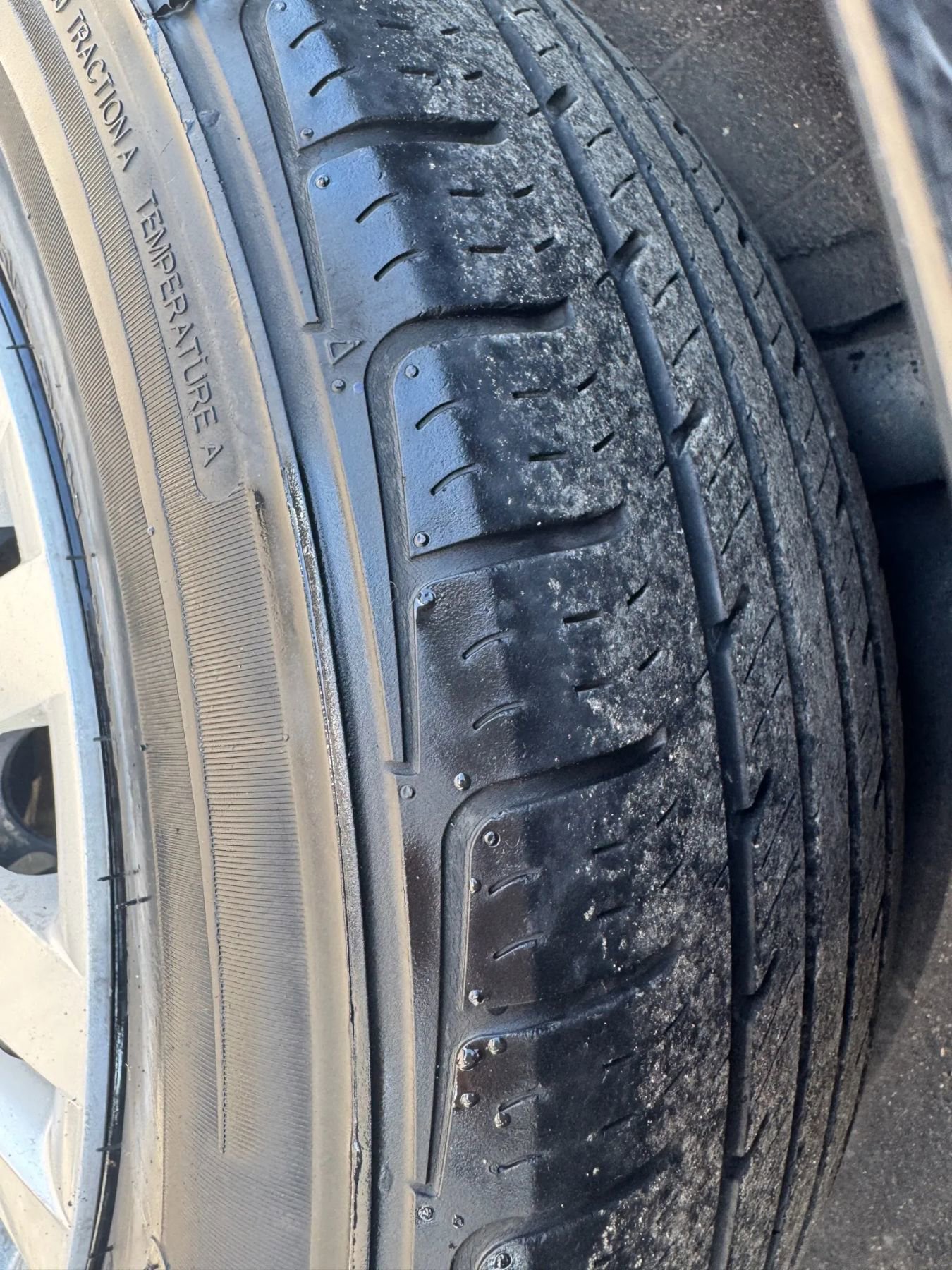 Used 2011 Volkswagen Golf 4-Door image 11