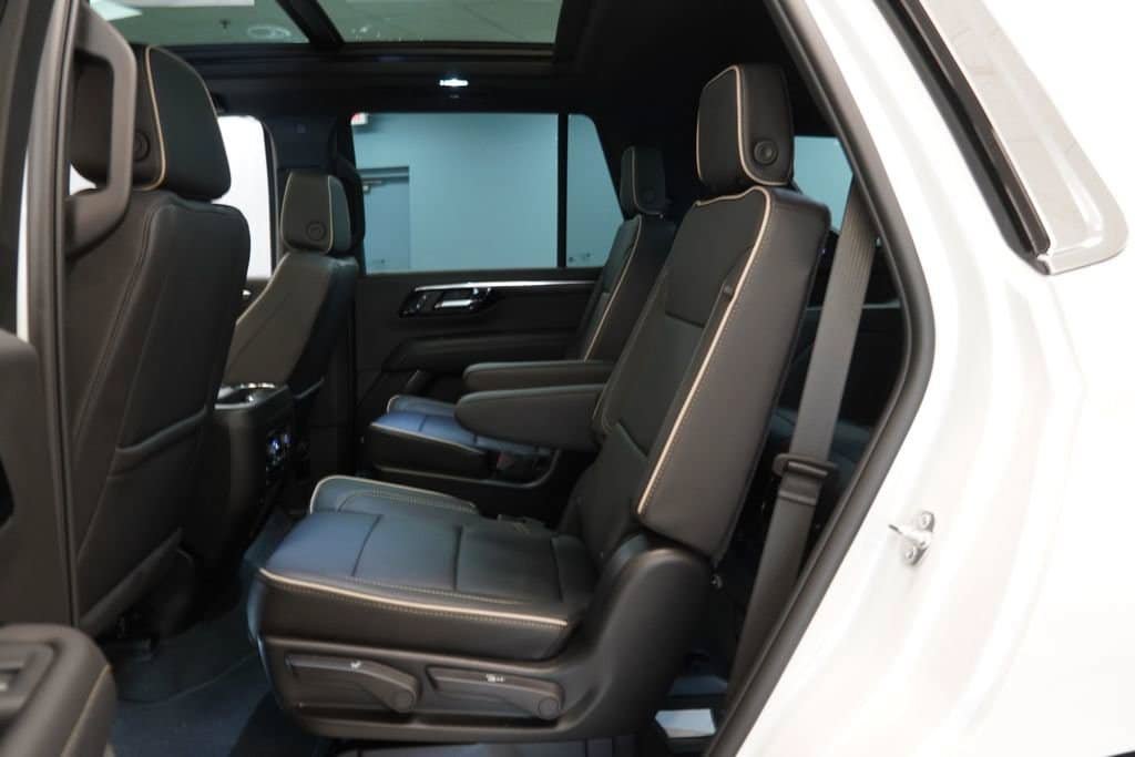 New 2025 Chevrolet Tahoe Premier w/ Sun And Tow Package AWD/4WD image 31