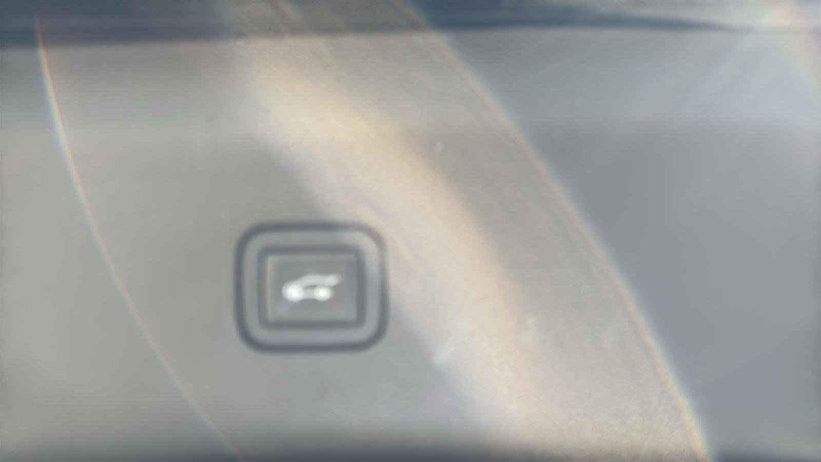 Certified 2023 Buick Enclave Essence FWD image 19