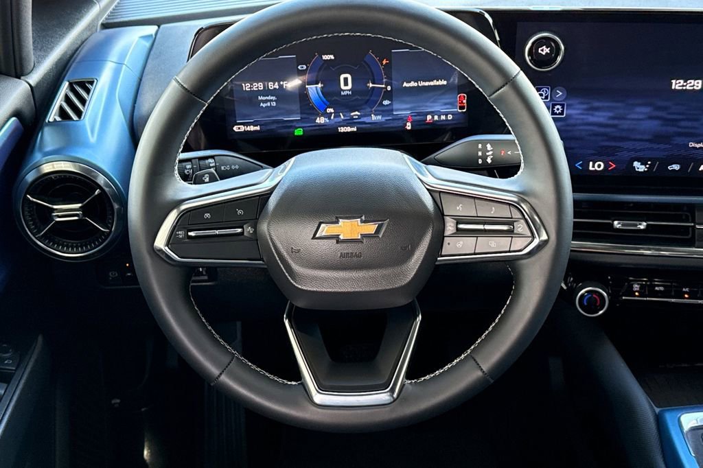 Used 2026 Chevrolet Equinox EV LT FWD image 22