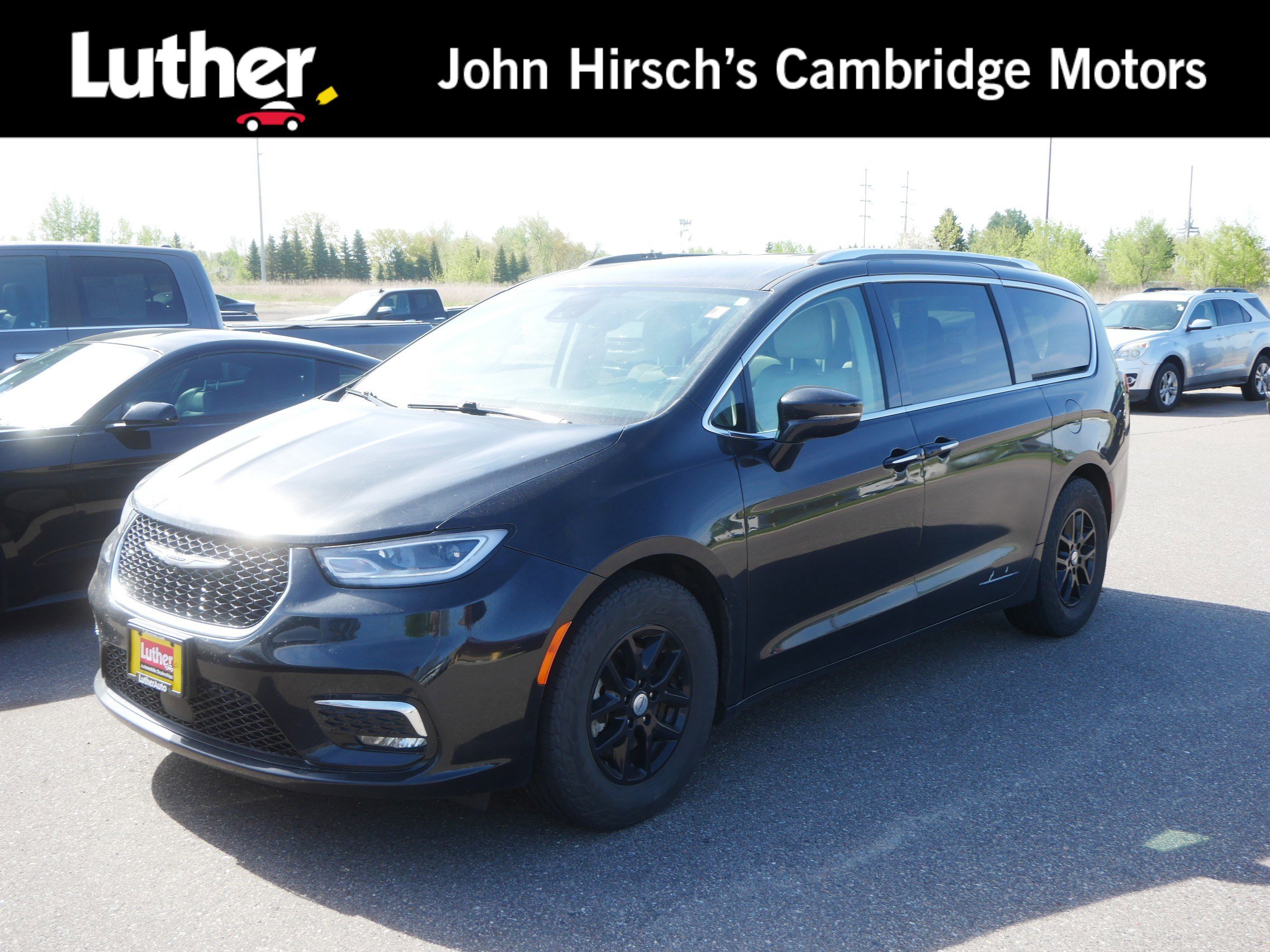 Used 2021 Chrysler Pacifica Touring-L
