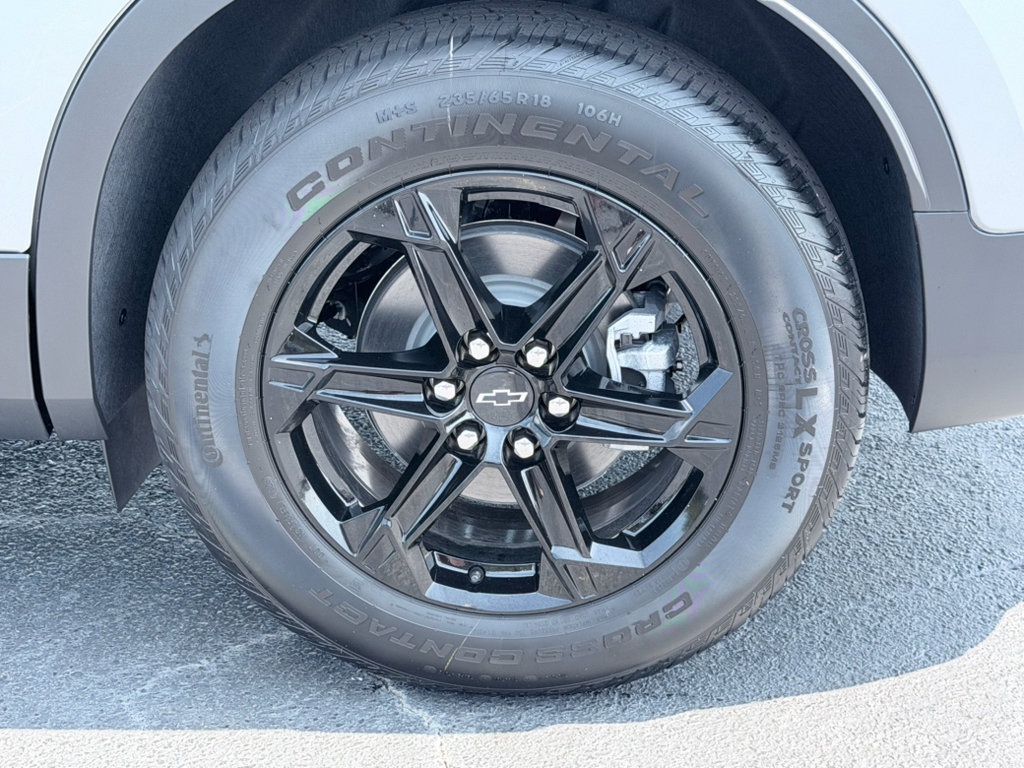New 2026 Chevrolet Blazer LT w/ Midnight/Sport Edition FWD image 33