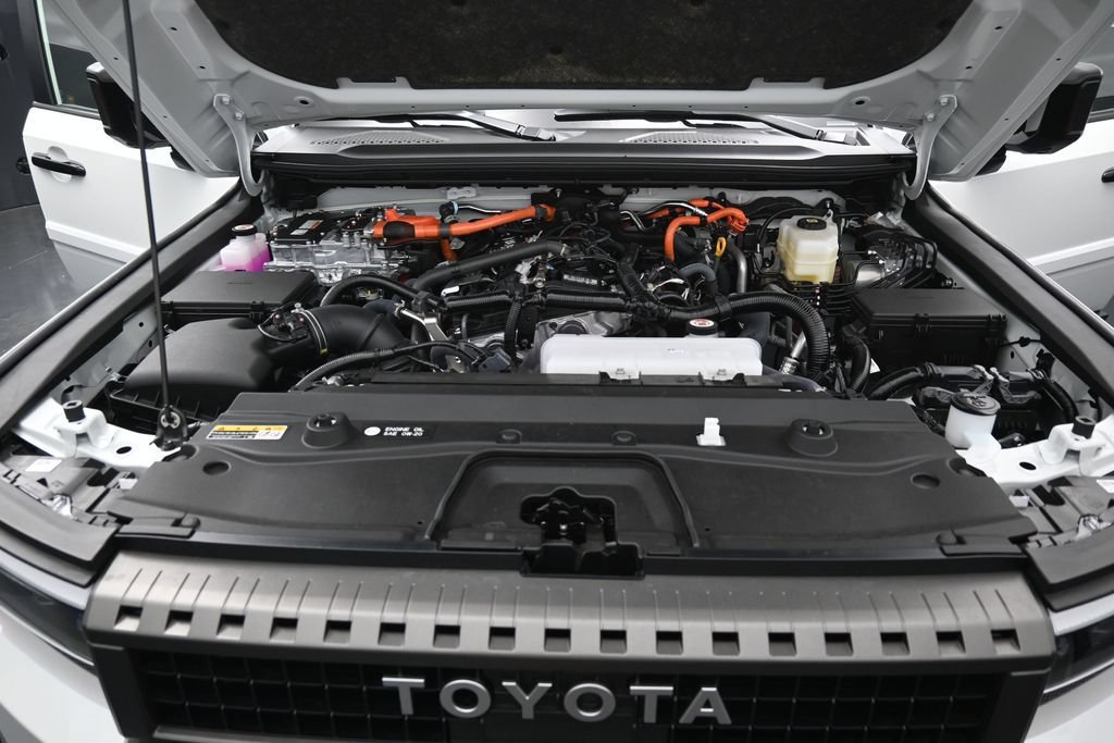 Certified 2027 Toyota Land Cruiser AWD/4WD image 37