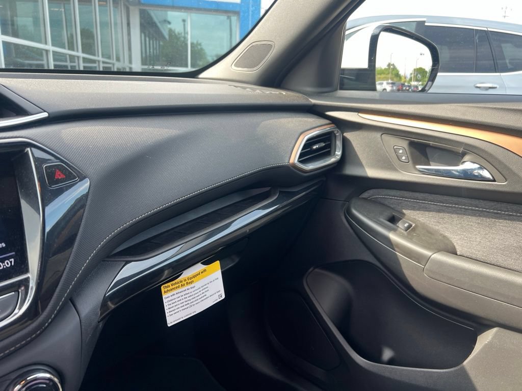 Used 2023 Chevrolet TrailBlazer ACTIV w/ Convenience Package AWD/4WD image 9