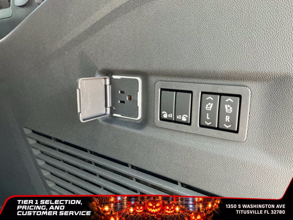 New 2026 GMC Yukon XL Denali w/ Sun & Power Step Package RWD image 19
