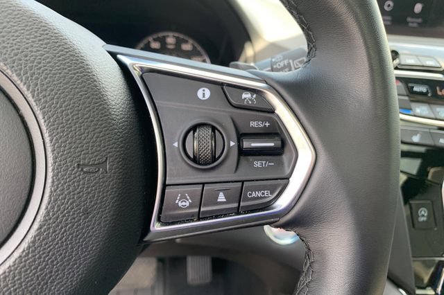 Used 2025 Acura RDX SH-AWD image 29