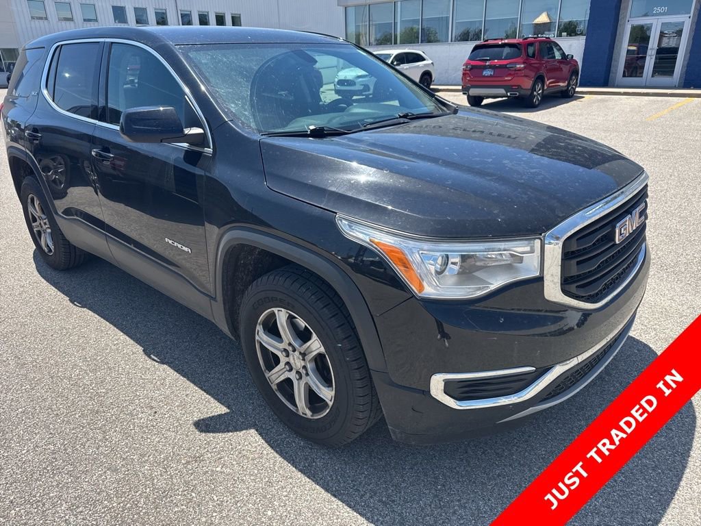 Used 2018 GMC Acadia SLE w/ LPO, Floor Liner Package FWD image 3