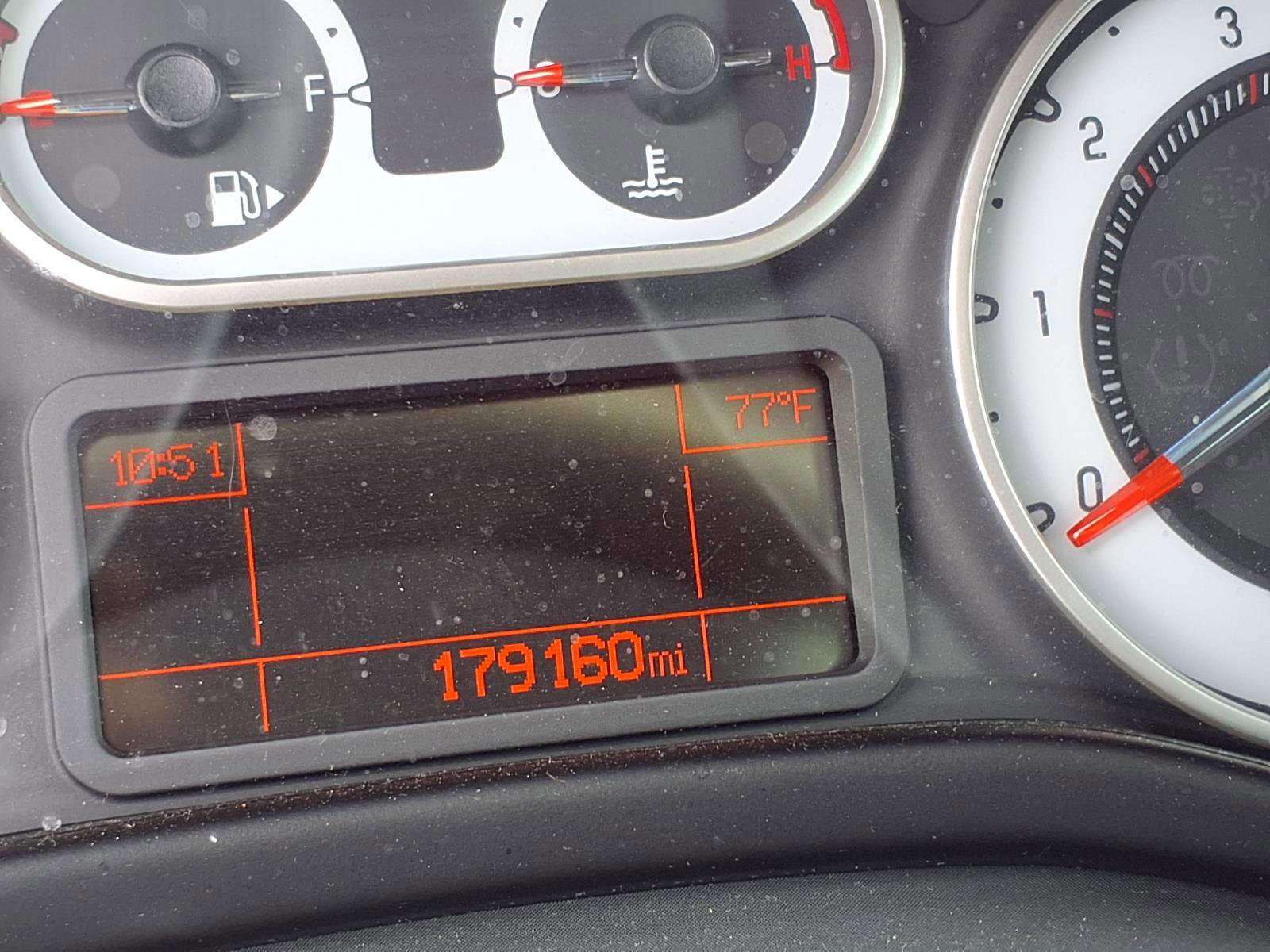 Used 2014 FIAT 500L Lounge FWD image 13