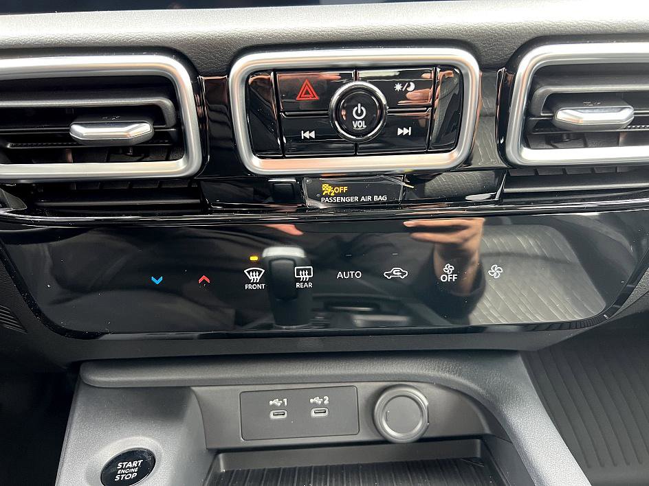 New 2026 Nissan Sentra SV image 19