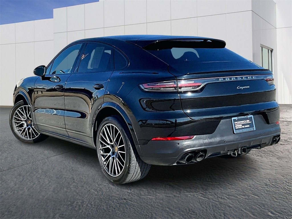 Used 2022 Porsche Cayenne image 3