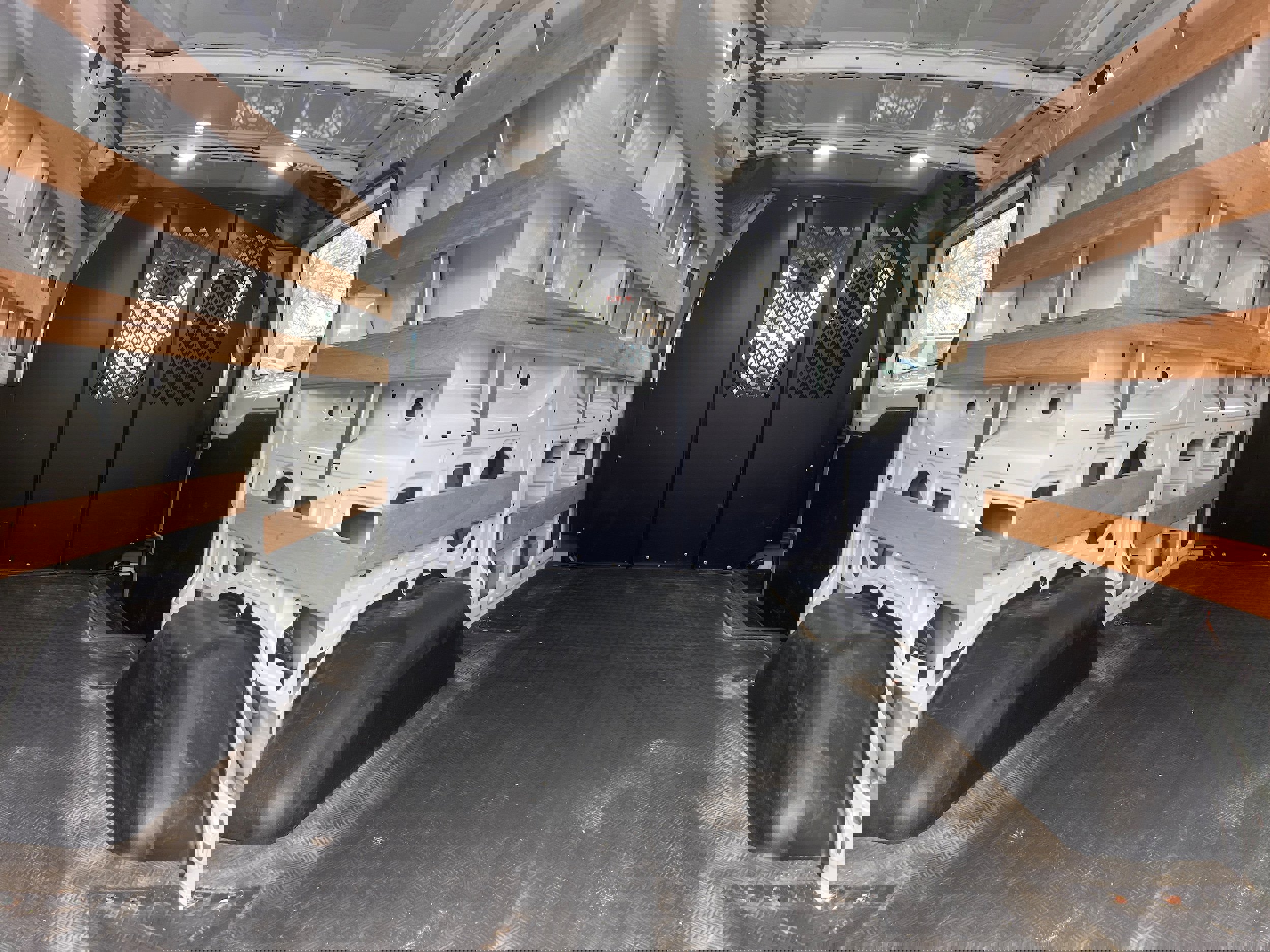 Used 2018 Ford Transit 250 130 Low Roof w/ Exterior Upgrade Package image 11