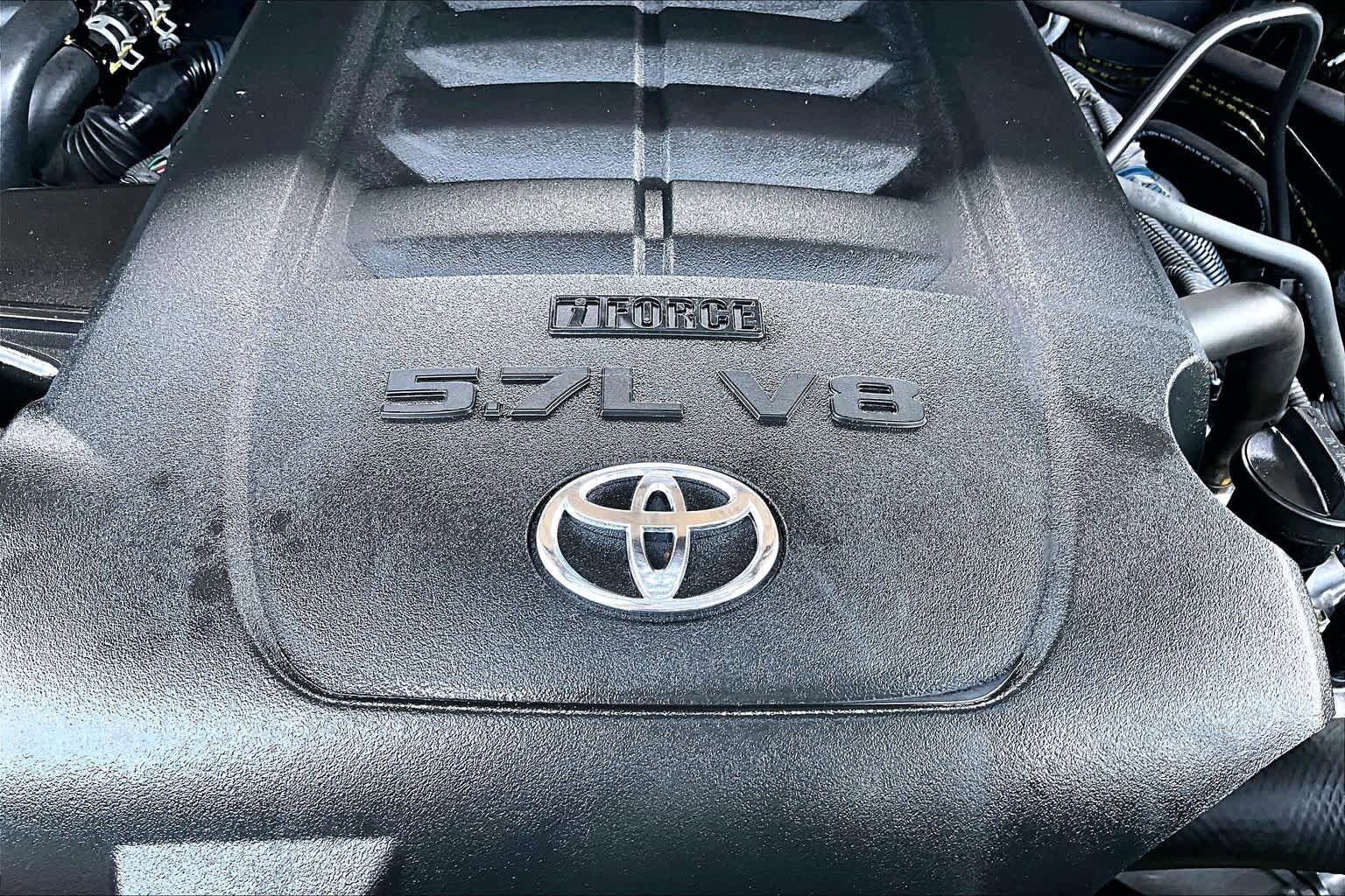 Used 2018 Toyota Sequoia TRD Sport AWD/4WD image 32