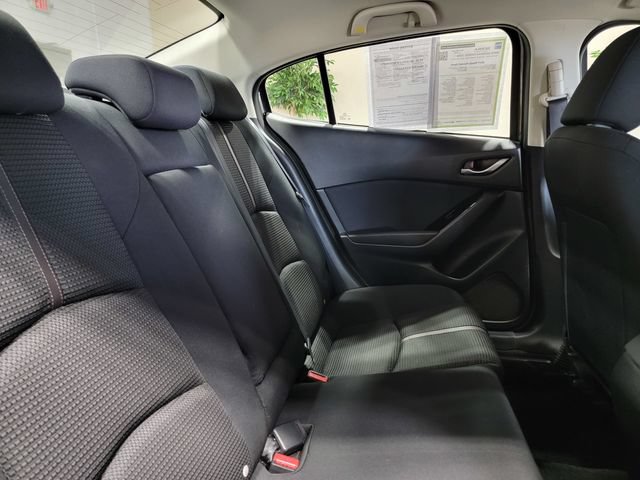 Used 2017 MAZDA MAZDA3 Sport w/ Preferred Equipment Package FWD image 15