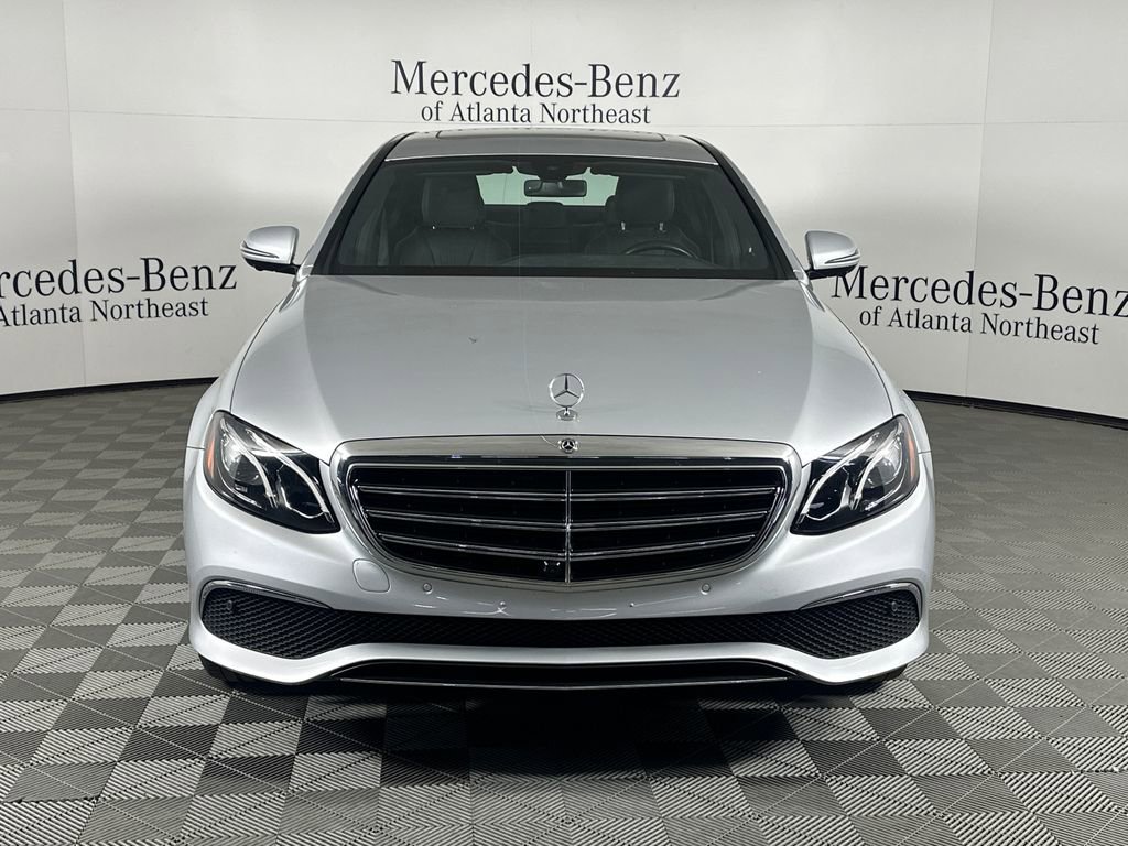 Used 2019 Mercedes-Benz E 300 4MATIC image 2