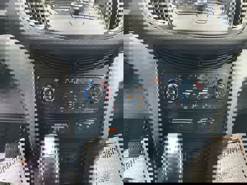 Used 2018 Ford Escape SEL image 19