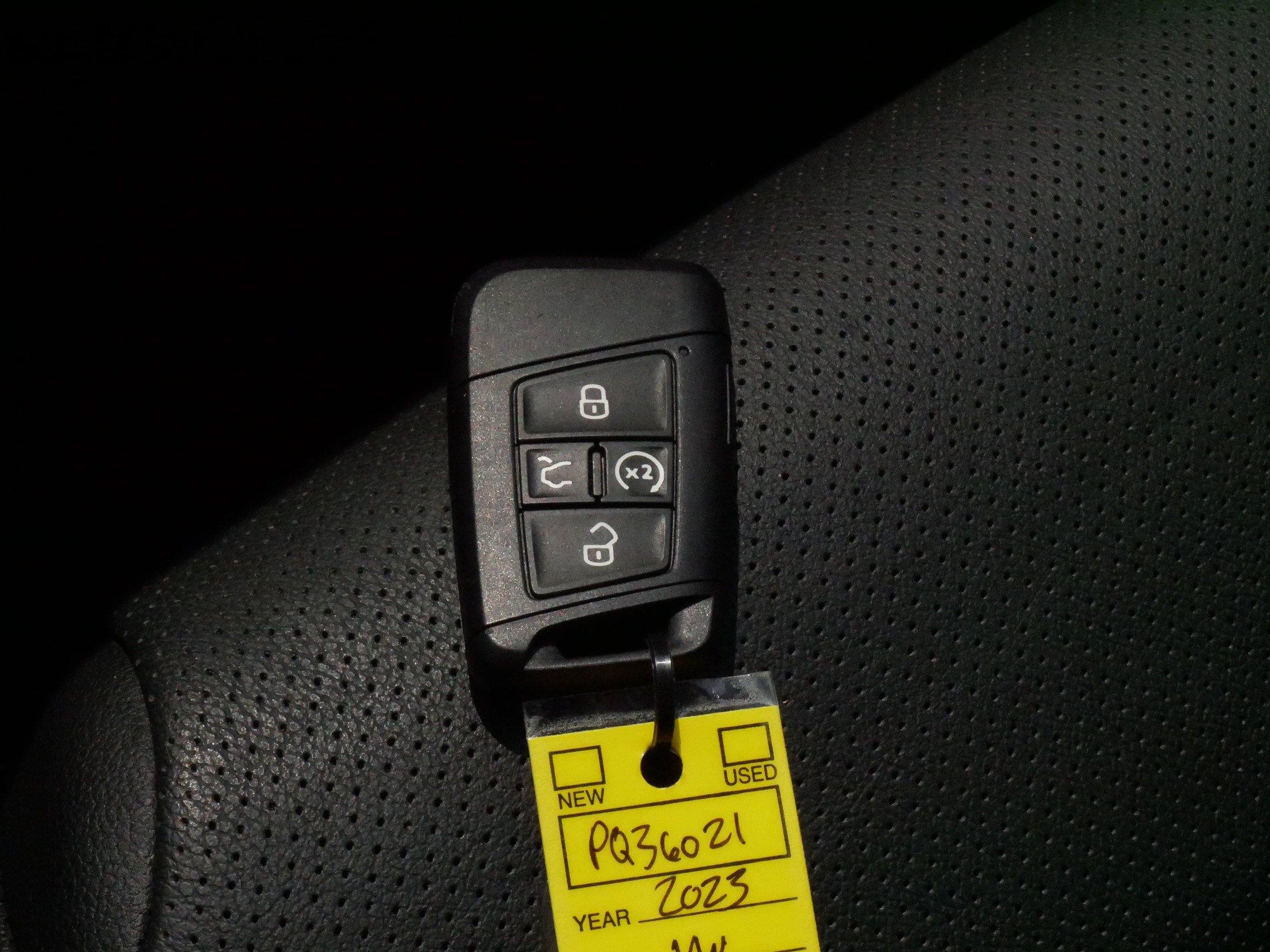 Certified 2023 Volkswagen Taos SEL AWD/4WD image 33