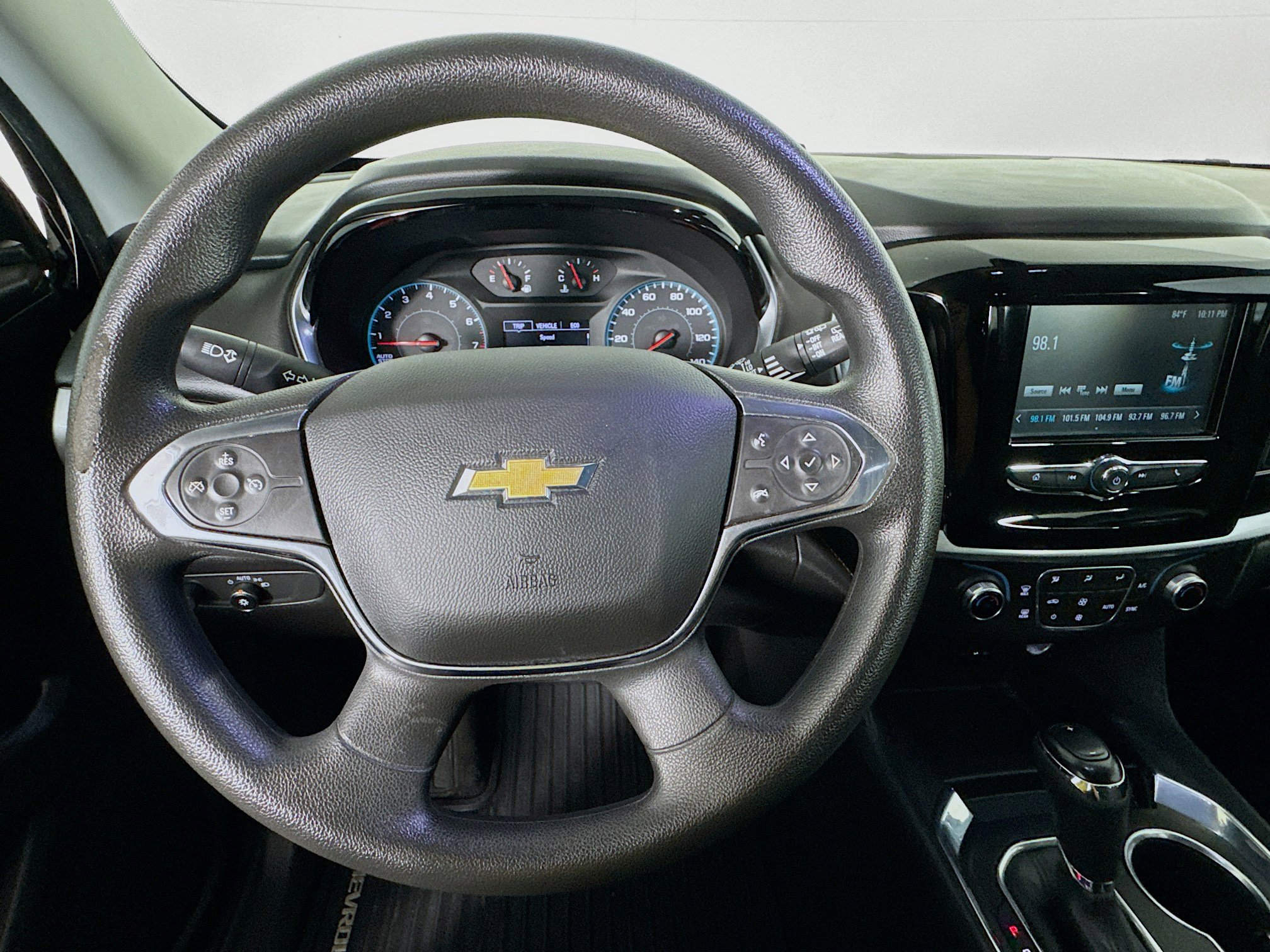 Used 2018 Chevrolet Traverse LS FWD image 11