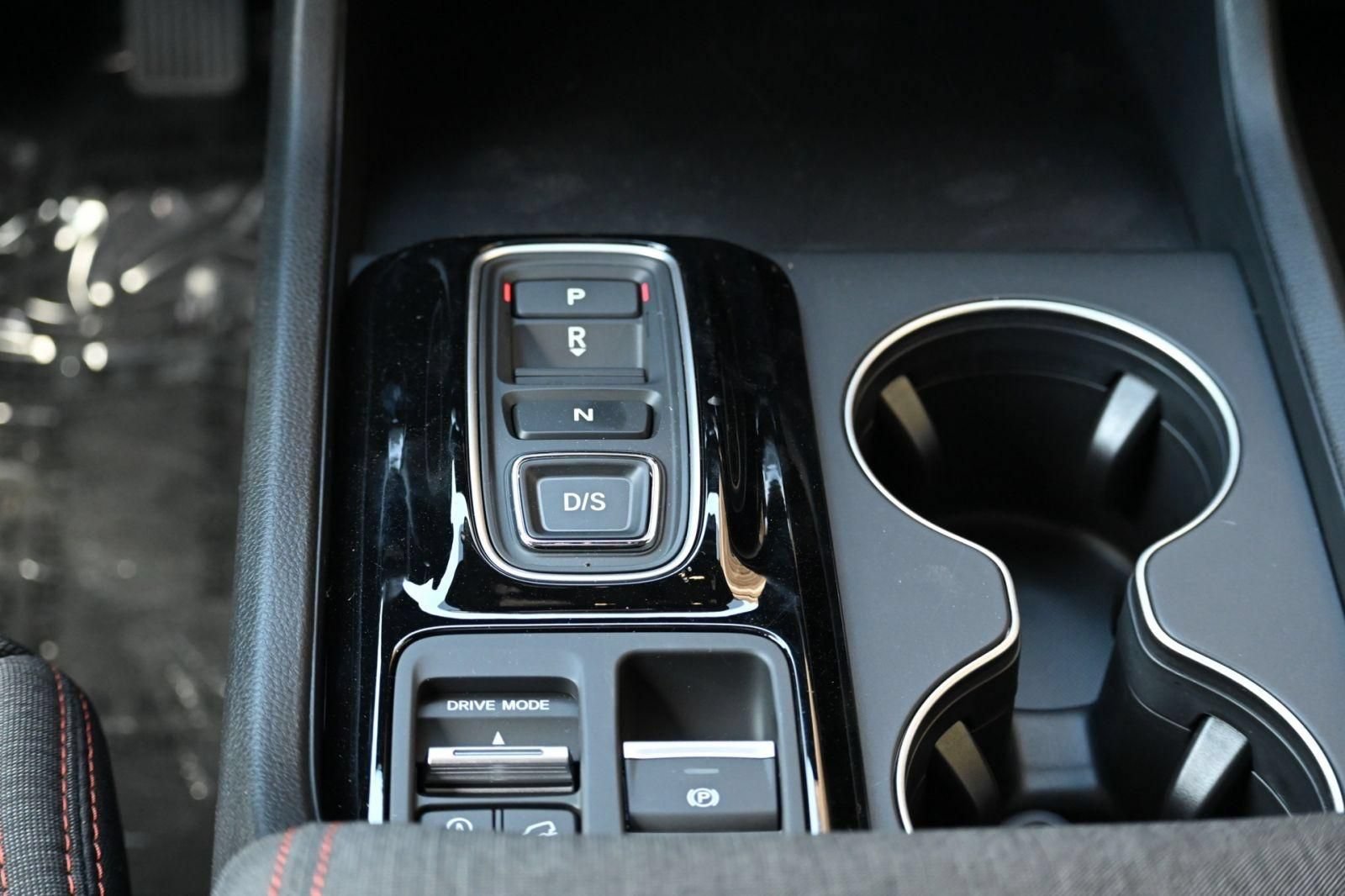 New 2026 Honda Pilot Sport image 27