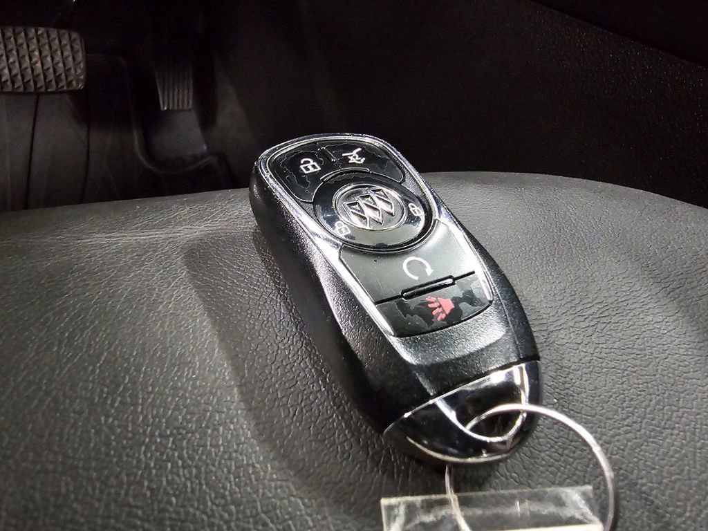 Used 2016 Buick Envision Premium AWD/4WD image 36