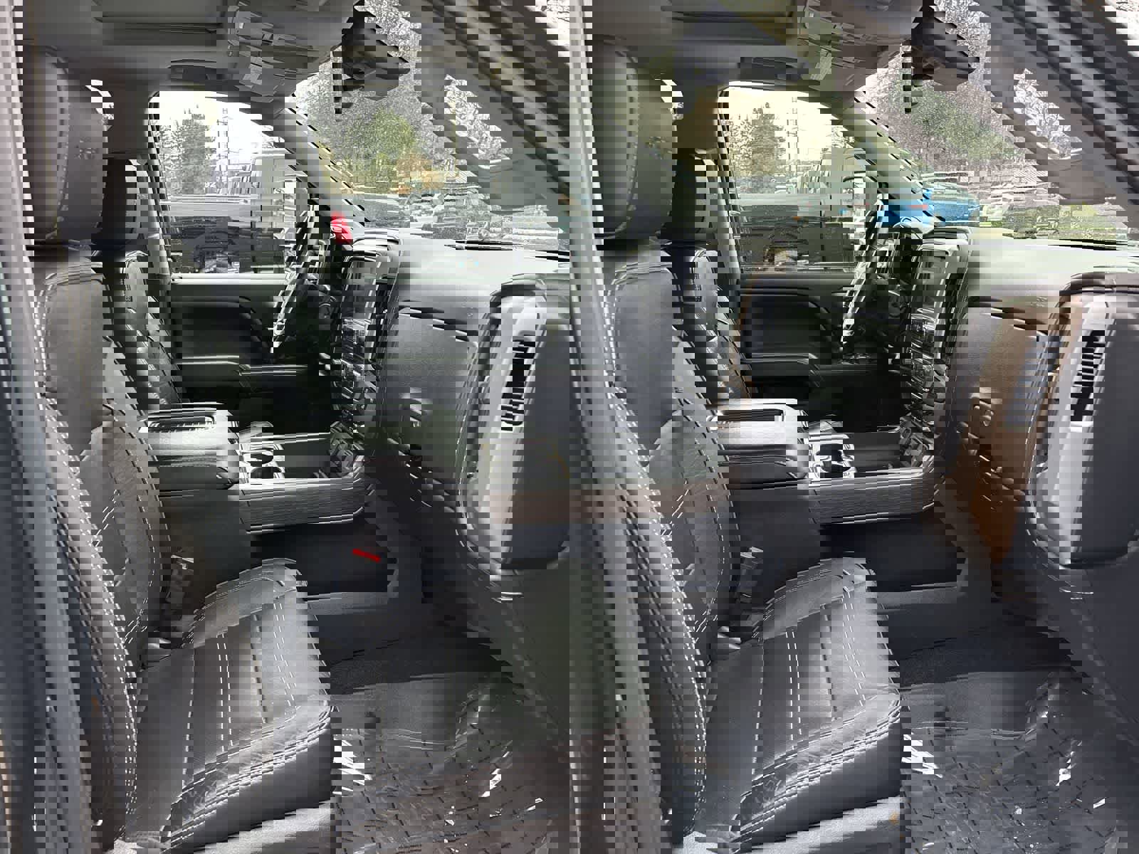 Used 2018 GMC Sierra 1500 Denali image 5