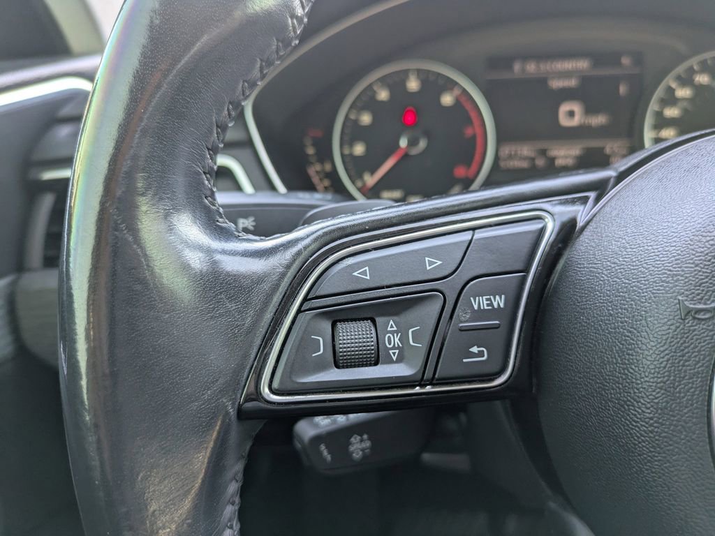 Used 2017 Audi A4 2.0T Premium image 25