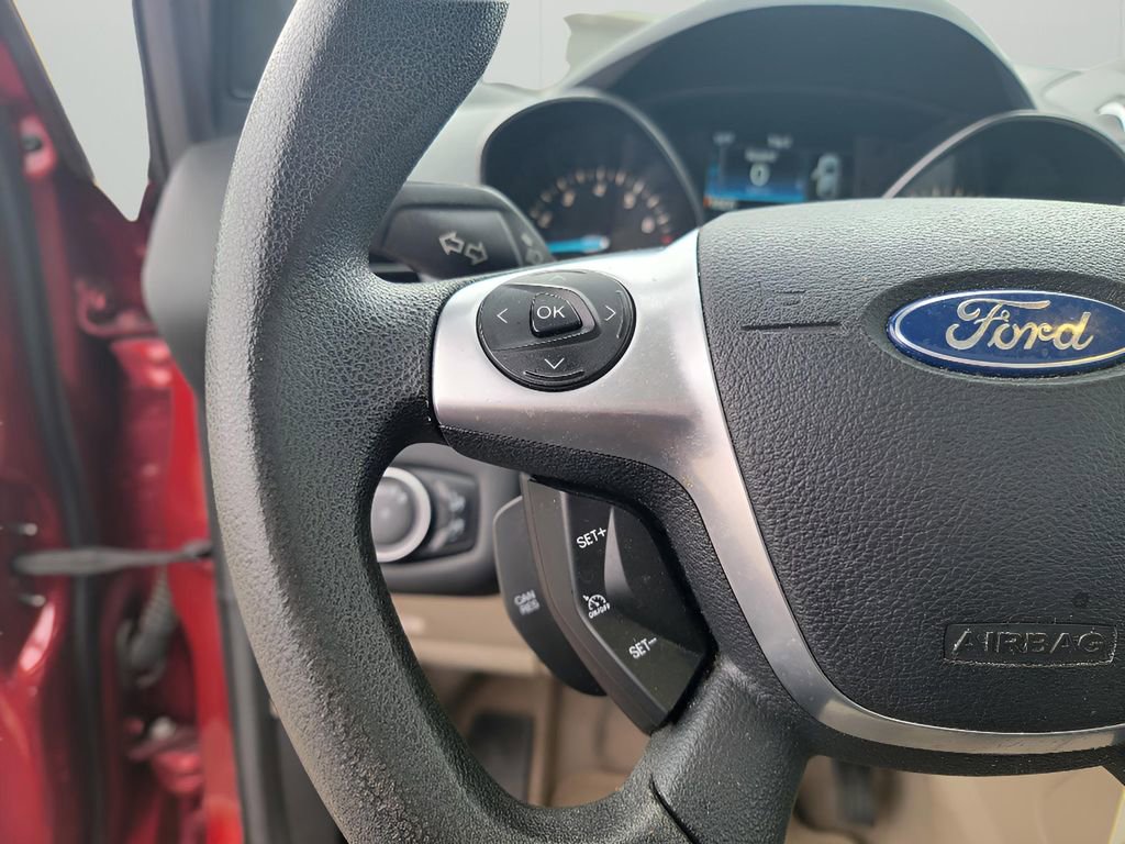Used 2016 Ford Escape SE w/ Equipment Group 201A image 17