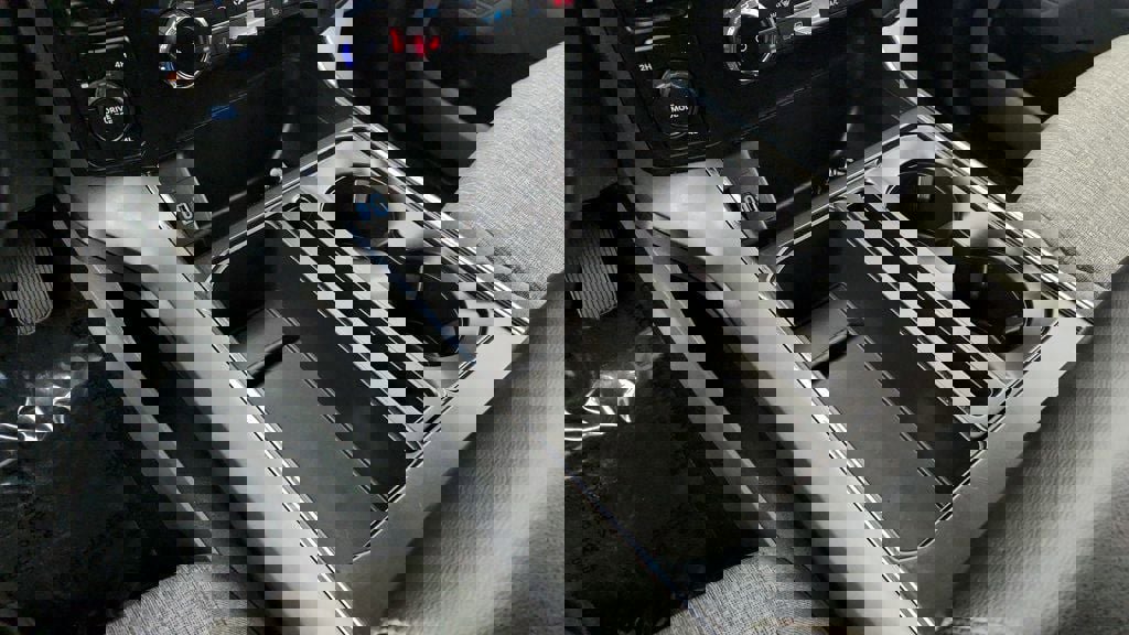 Used 2022 Ford F150 XLT w/ Equipment Group 302A High image 16