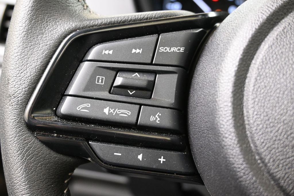 Used 2025 Subaru Forester Premium AWD/4WD image 25