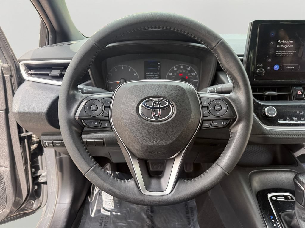 Used 2023 Toyota Corolla SE w/ Carpet Mat Package (TMS) FWD image 12